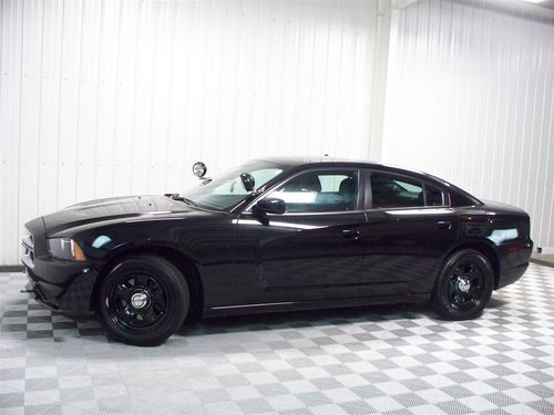 2011 dodge charger police package 5.7 hemi v8! available to public!!