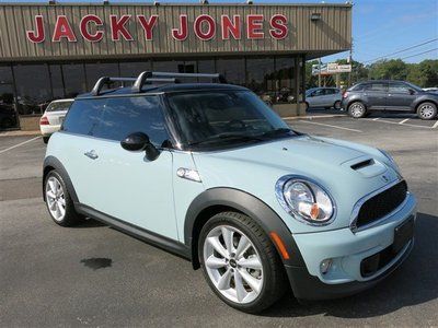 S turbocharged automatic leather panoramic sunroof tinted windows roof rack usb