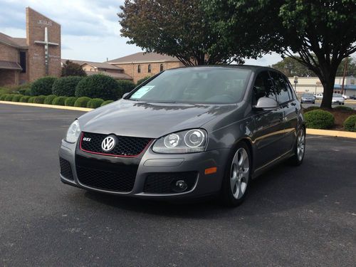 2007 volkswagen gti hatchback 4-door 2.0l 6 speed manual, carfax no accidents!