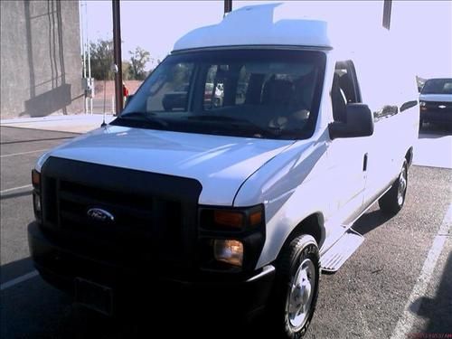 08 ford e250 handicap van wheel chair lift braun lift 1 owner no accidents