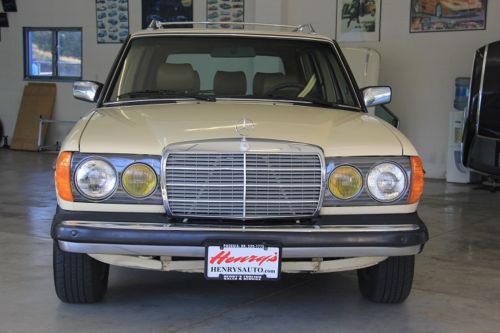 1983 Mercedes 300TDT Turbo Diesel Wagon W123, image 2