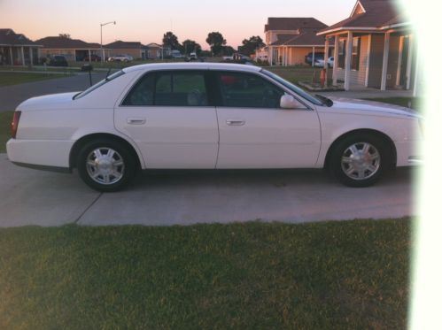 2003 white cadillac deville