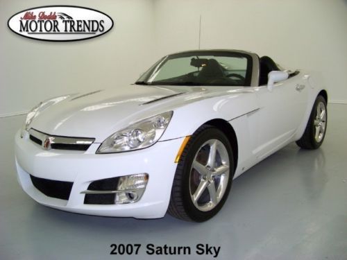 2007 chrome wheels leather convertible 5 speed cd player saturn sky 36k