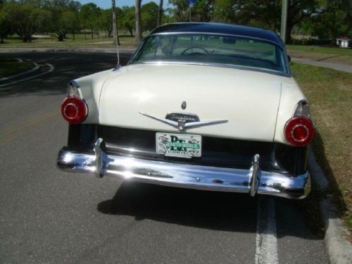 56 FORD VICTORIA, TWO TONE PAINT, EXCELLENT CONDITION, WONT FIND A NICER CAR !!!, US $29,900.00, image 4