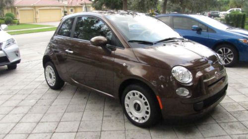 Fiat 500 pop 2013 like new .