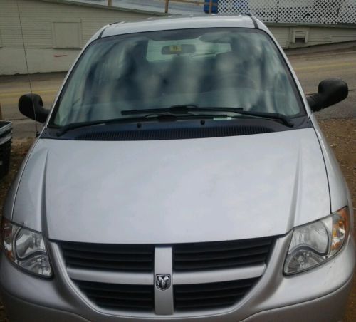 2005 dodge caravan