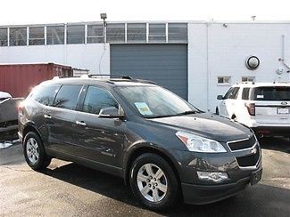 2009 chevrolet traverse lt w/2lt leather dvd rear ent system third seat 4wd 60k