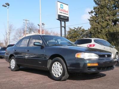 4dr sedan le 2.2l cd power windows power door locks tilt wheel cruise control