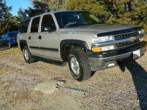 2005 suburban  4x4   5.3  good mpg   nice dry western  no rust fly in drive home