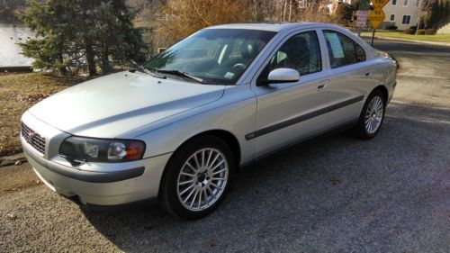 2004 volvo s60 2.5t 4door