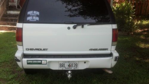 1995 Chevrolet Blazer LT Sport Utility 4-Door 4.3L, image 3