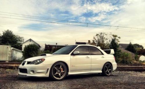 2006 subaru impreza wrx sti sedan 4-door 2.5l