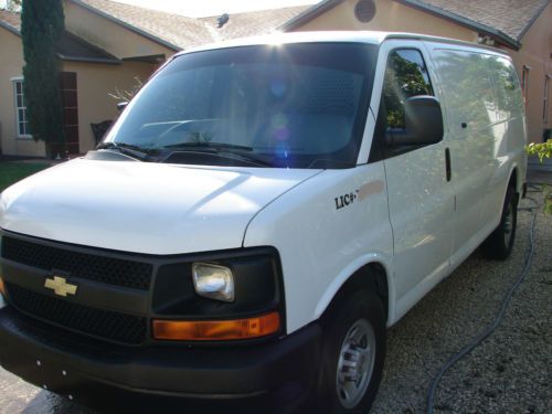 2008 chevrolet express 2500 base standard cargo van 4-door 4.8l