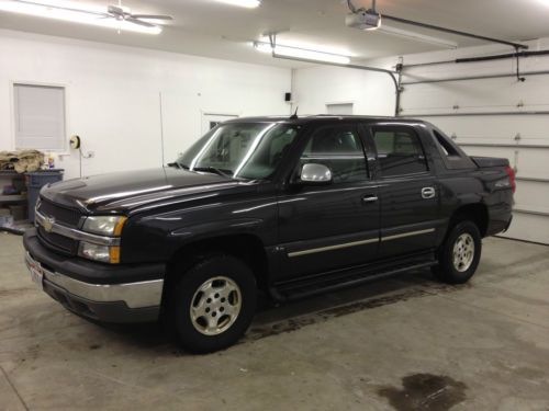 2005 chevrolet avalanche 1500 4x4 4-door 5.3l