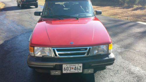 1991 Saab 900 S Turbo Convertible 2-Door 2.0L, image 2