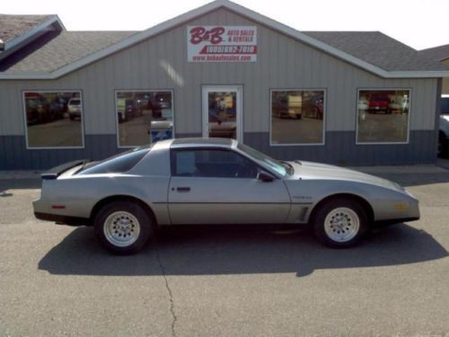 1983 pontiac firebird