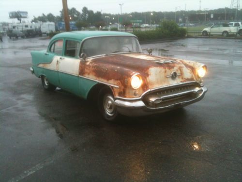 1955 Oldsmobile Delta 88, 4 door, image 2