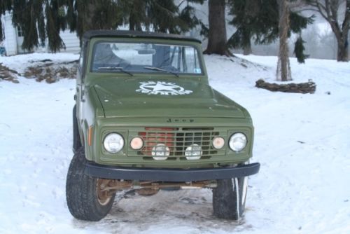 1972 jeep commando base 4.2l