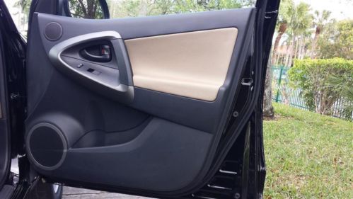 2012 Toyota Rav4 Low Miles, Nicely Equipped,, image 29