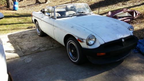 1977 mg mgb. with a hard to find overdrive 4 speed manual transmission