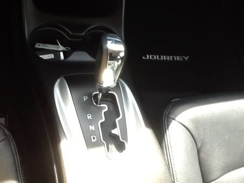 Black SUV One Owner Clean Carfax Leather third row seat alloy wheels Air Auto, image 16