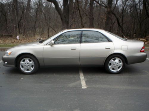 2000 lexus es 300  platinum series  low low miles