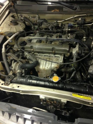 2001 Nissan Altima GXE Sedan 4-Door 2.4L, image 5