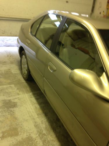 2001 Nissan Altima GXE Sedan 4-Door 2.4L, image 8