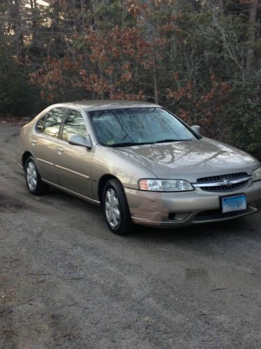 2001 Nissan Altima GXE Sedan 4-Door 2.4L, image 15