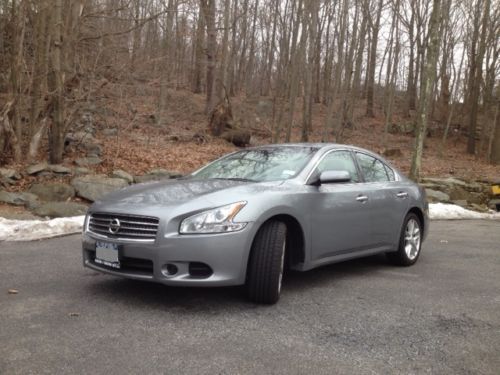 2009 nissan maxima s sedan 4-door 3.5l