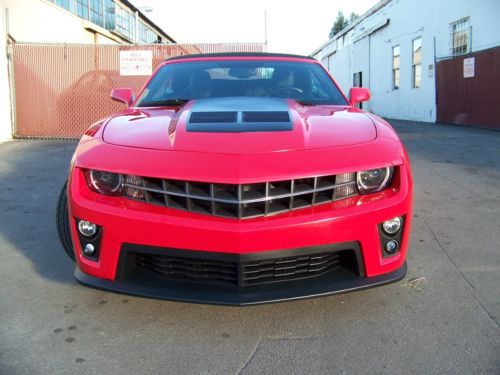 2011 Chevrolet Camaro SS Convertible 2-Door 6.2L, US $36,850.00, image 2