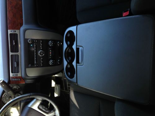 2010 GMC Yukon XL 2500 SLE Sport Utility 4-Door 6.0L, US $35,000.00, image 9