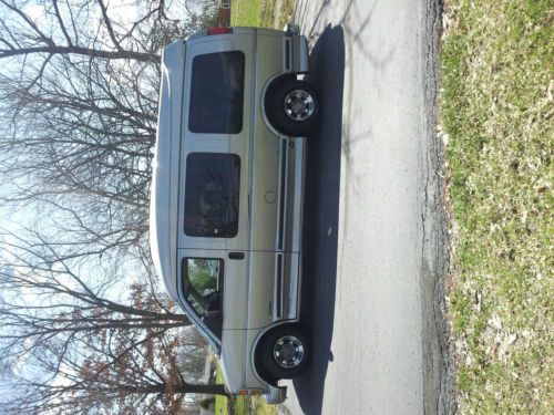 1999 chevrolet express 1500 ls standard passenger van 3-door 5.7l