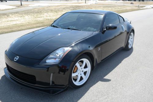 2003 nissan 350z track coupe 2-door 3.5l 50k miles, sporty, very clean car!!