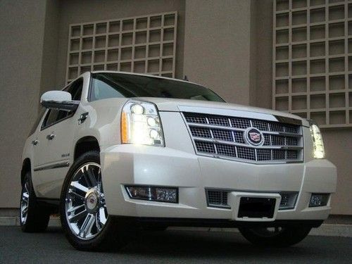 2011 cadillac escalade platinum