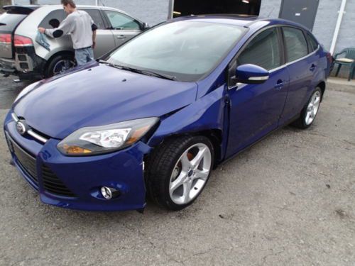 2012 ford focus titanium, salvage, damaged, runs and drives, damaged
