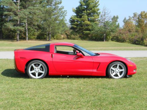 2005 chevrolet corvette 6 spd victory red low miles!