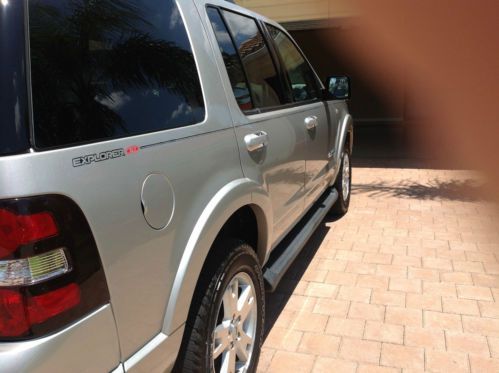Ford Explorer XLT--Low Low Miles, US $10,200.00, image 7