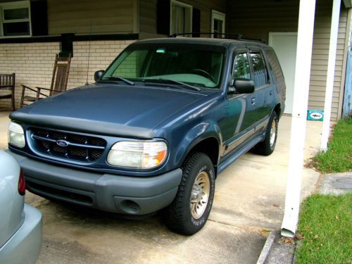 2001 ford explorer xls sport utility 4-door 4.0l