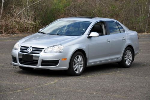 2010 volkswagen jetta tdi sedan 4-door 2.0l no reserve heated seats sun roof