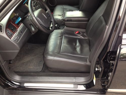 2011 Lincoln Town Car Executive L Limousine 4-Door 4.6L, image 6