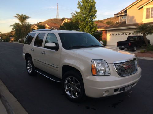 2009 gmc yukon denali awd with new tires