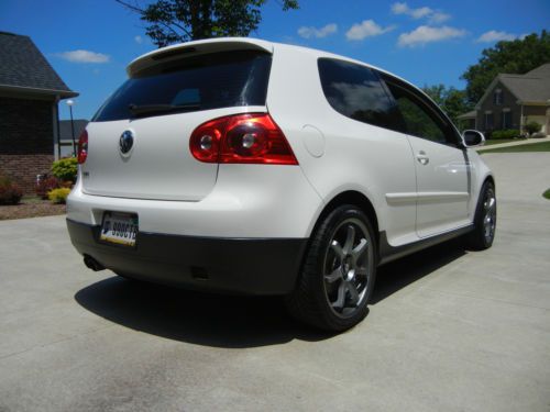 2007 Volkswagen GTI Base Hatchback 2-Door 2.0L, image 3