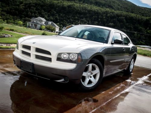 2009 dodge charger 3.5l high output v6 - custom paint - spotless - no reserve
