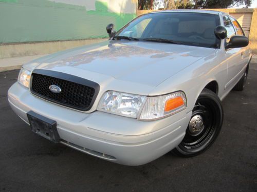 2008 ford crown victoria - p71 - in great running conditions and shape