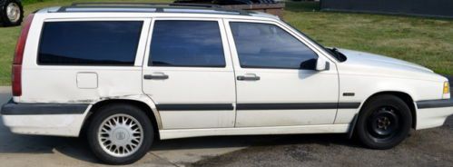 1994 volvo 850 base wagon 4-door 2.4l