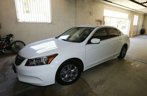 2012 honda accord se white 4 door sedan 28000 miles