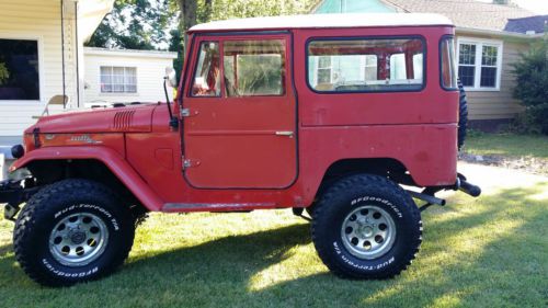 1966 toyota land cruiser fj40