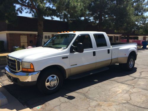 2001 ford f-350 super duty lariat crew cab pickup 4-door 7.3l