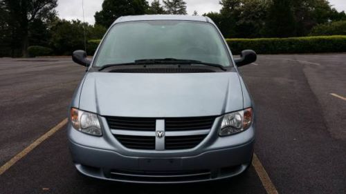 2006 dodge caravan sxt mini passenger van 4-door 3.3l